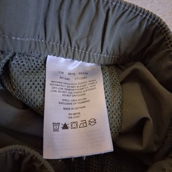 Columbia Boy's Youth Size L (14/16) Olive Green Omni-Shade Hiking Nylon Pants - Picture 8 of 13